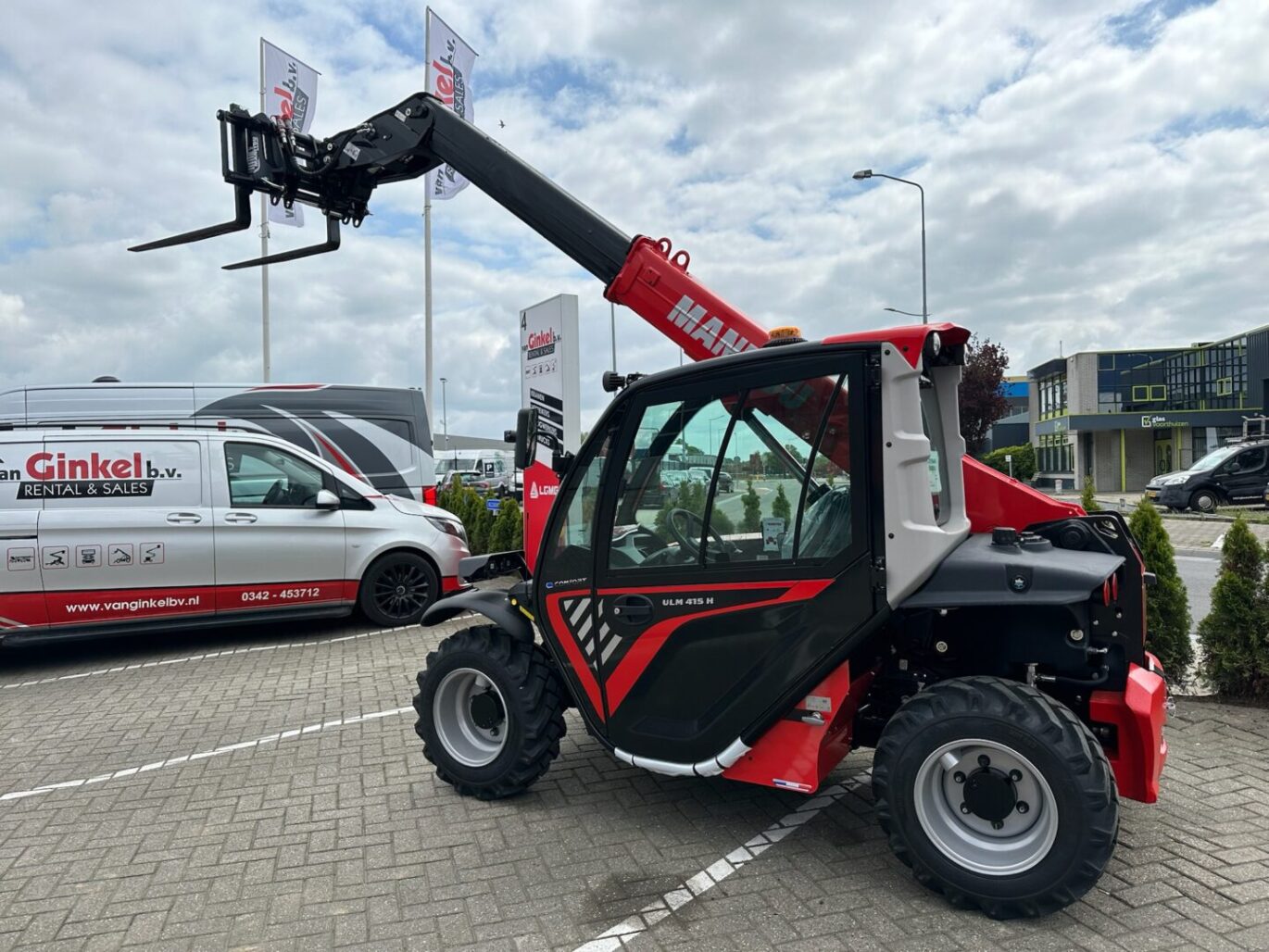 564E143D E781 4487 B2E9 497A77C084B5